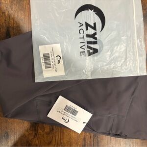 Zyia Active Pearl Gray LNT Leggings 8-10